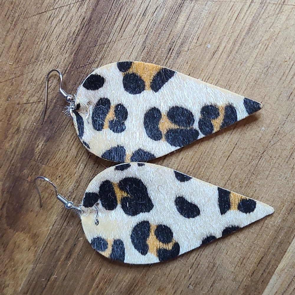 Brand new drop earrings